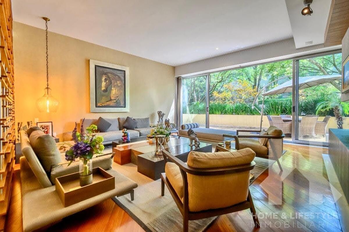 Venta Departamento Planta Jardín en Lomas Altas