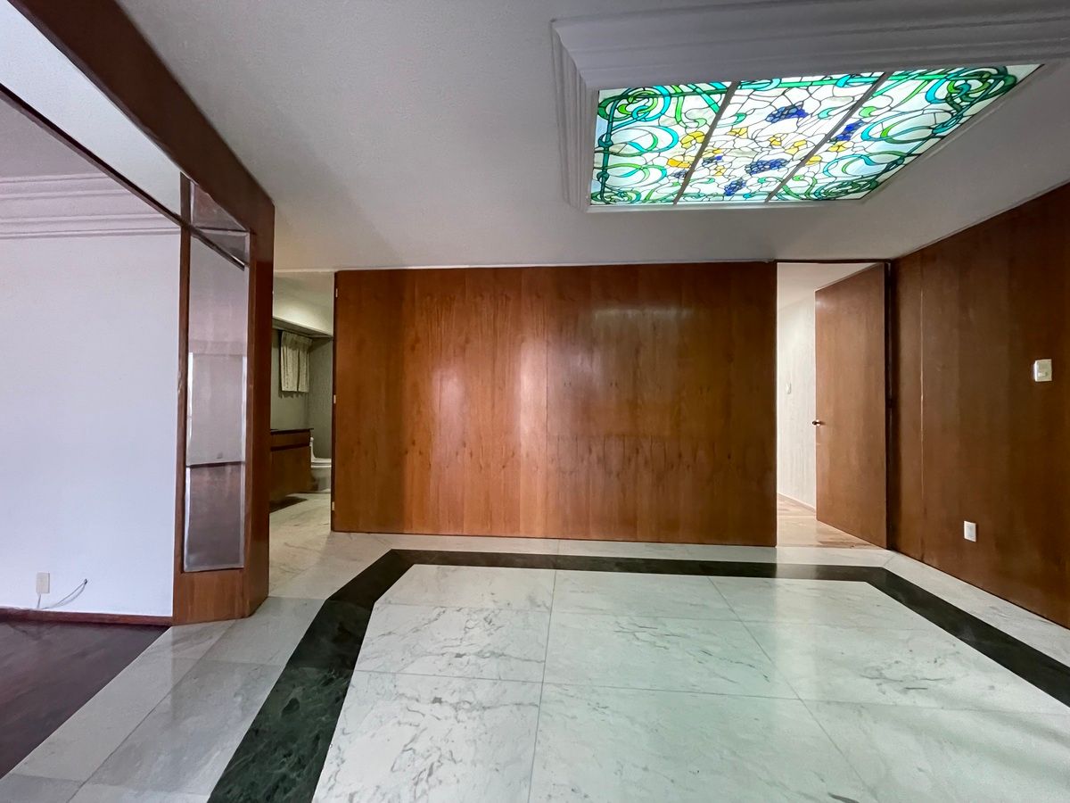 10 de 31: Recepción desde elevador