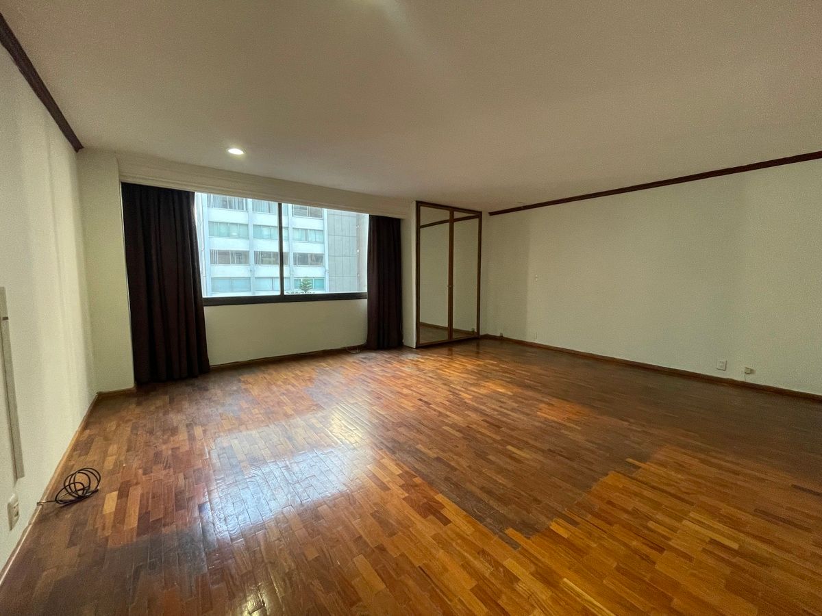 21 de 31: Recámara principal