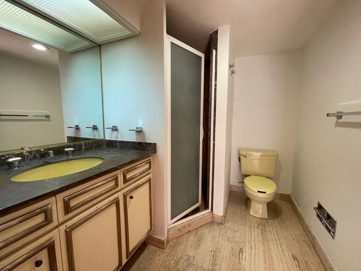 29 de 31: Baño completo de recámara 3