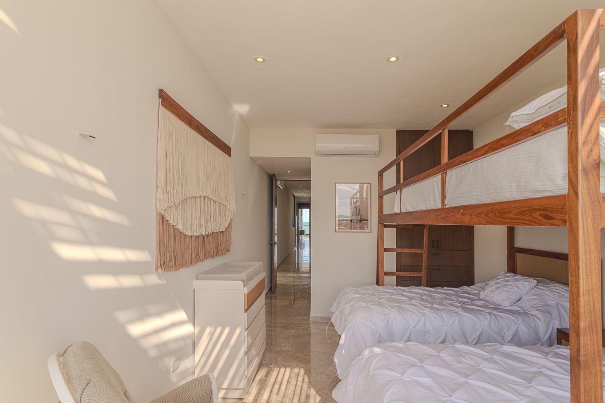 16 de 28: Habitación 4