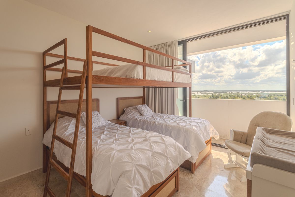 17 de 28: Habitación 4