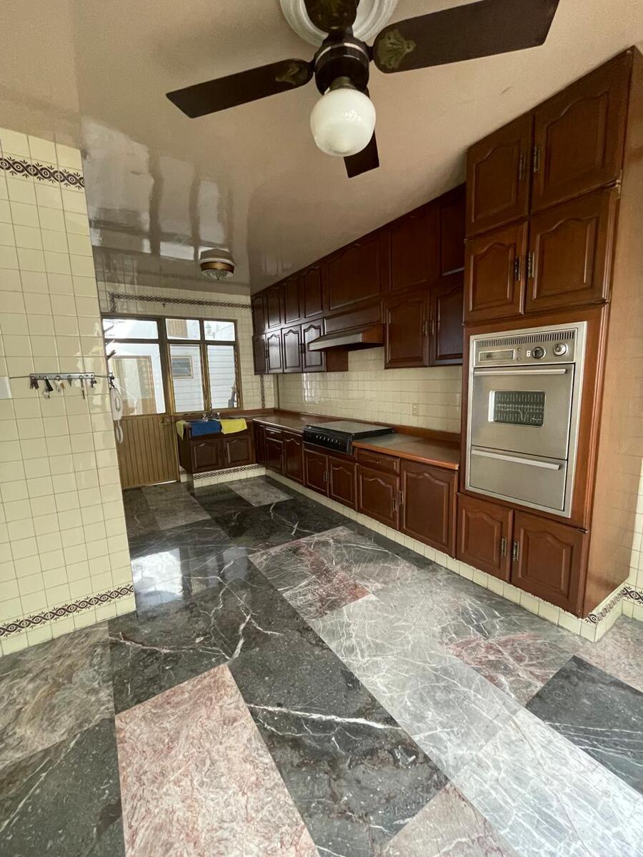 12 de 25: Cocina y comedor