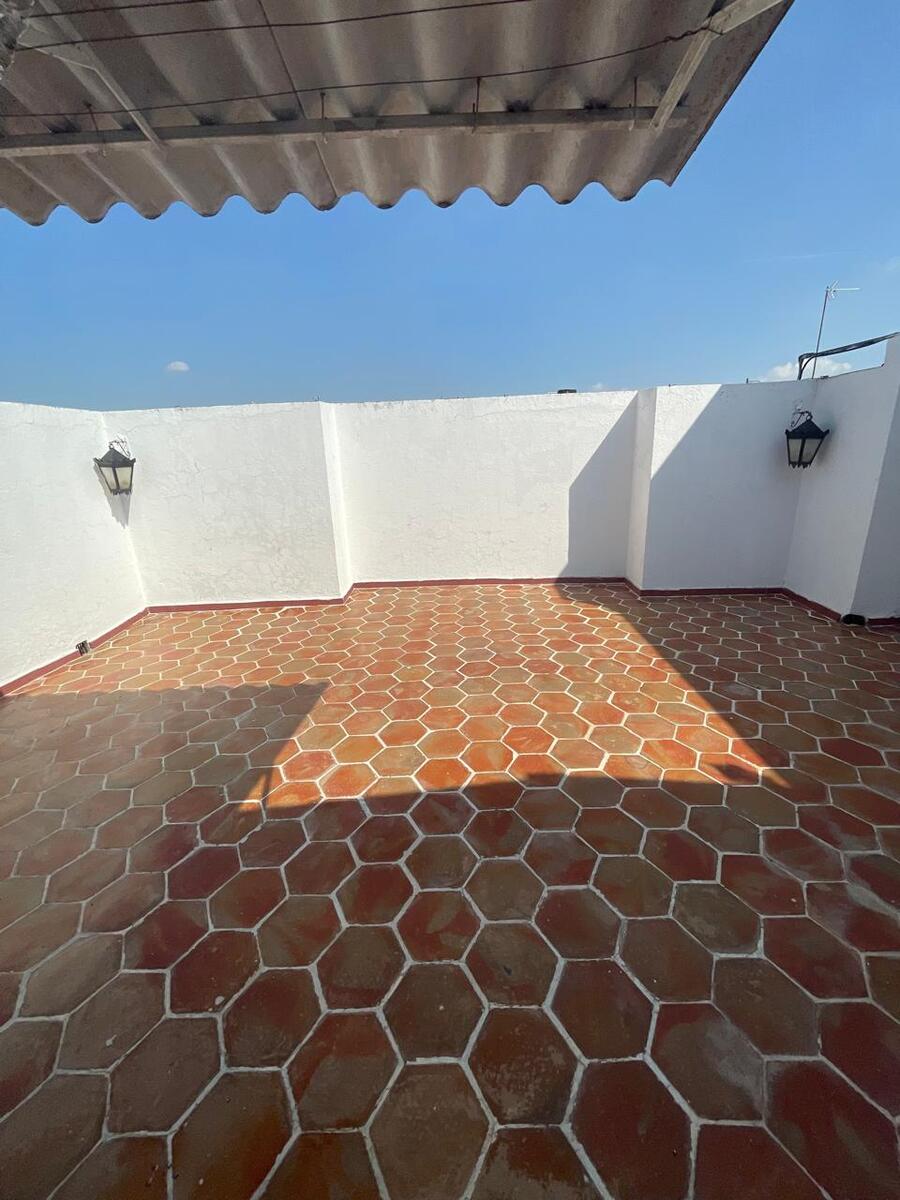 24 de 25: Terraza interior