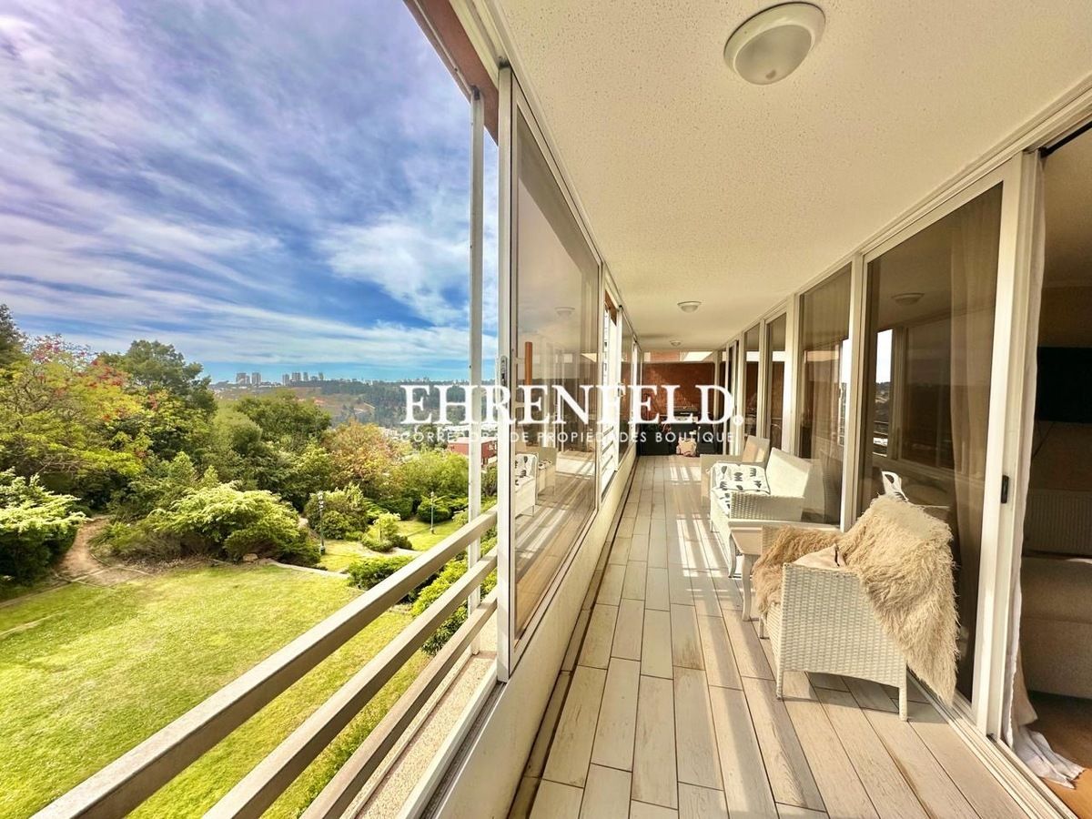 1 de 28: Terraza cerrada.