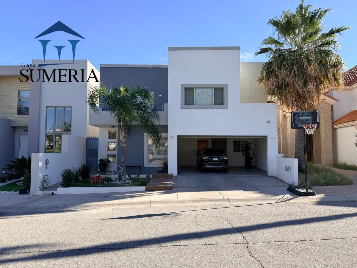 Hermosa casa a la Venta en Misión del Bosque