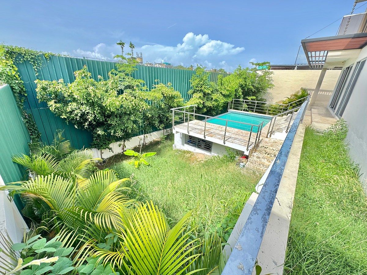 Casa en Colinas del Oeste, Santo Domingo Oeste, foto 9 de 37
