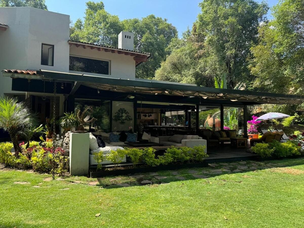 CASA VENTA AVANDARO VALLE DE BRAVO CLUB DE GOLF - foto 2