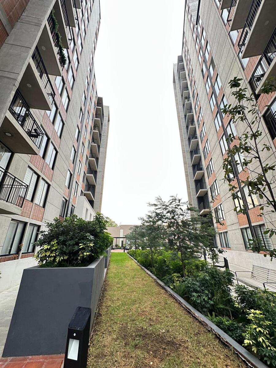 1 of 26: VISTA CENTRAL DEL COMPLEJO