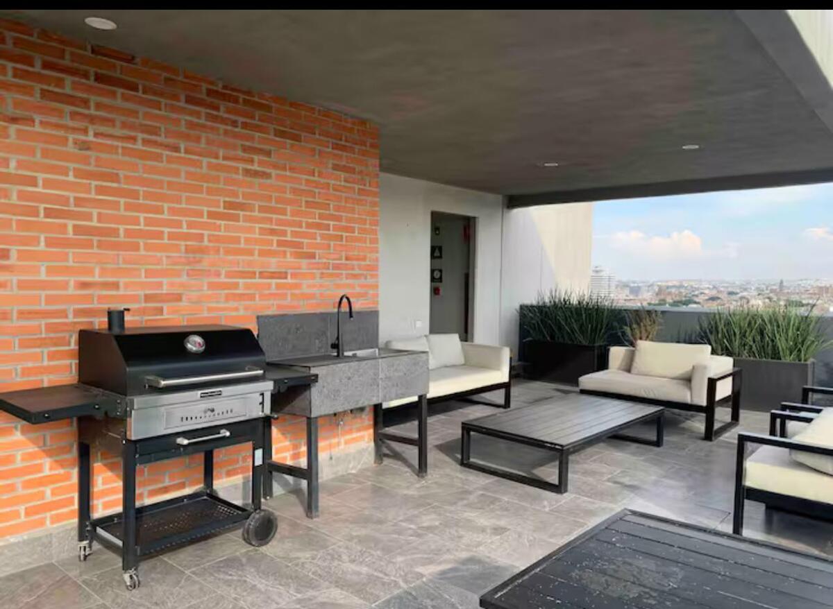 12 of 26: AREA DE ASADORES