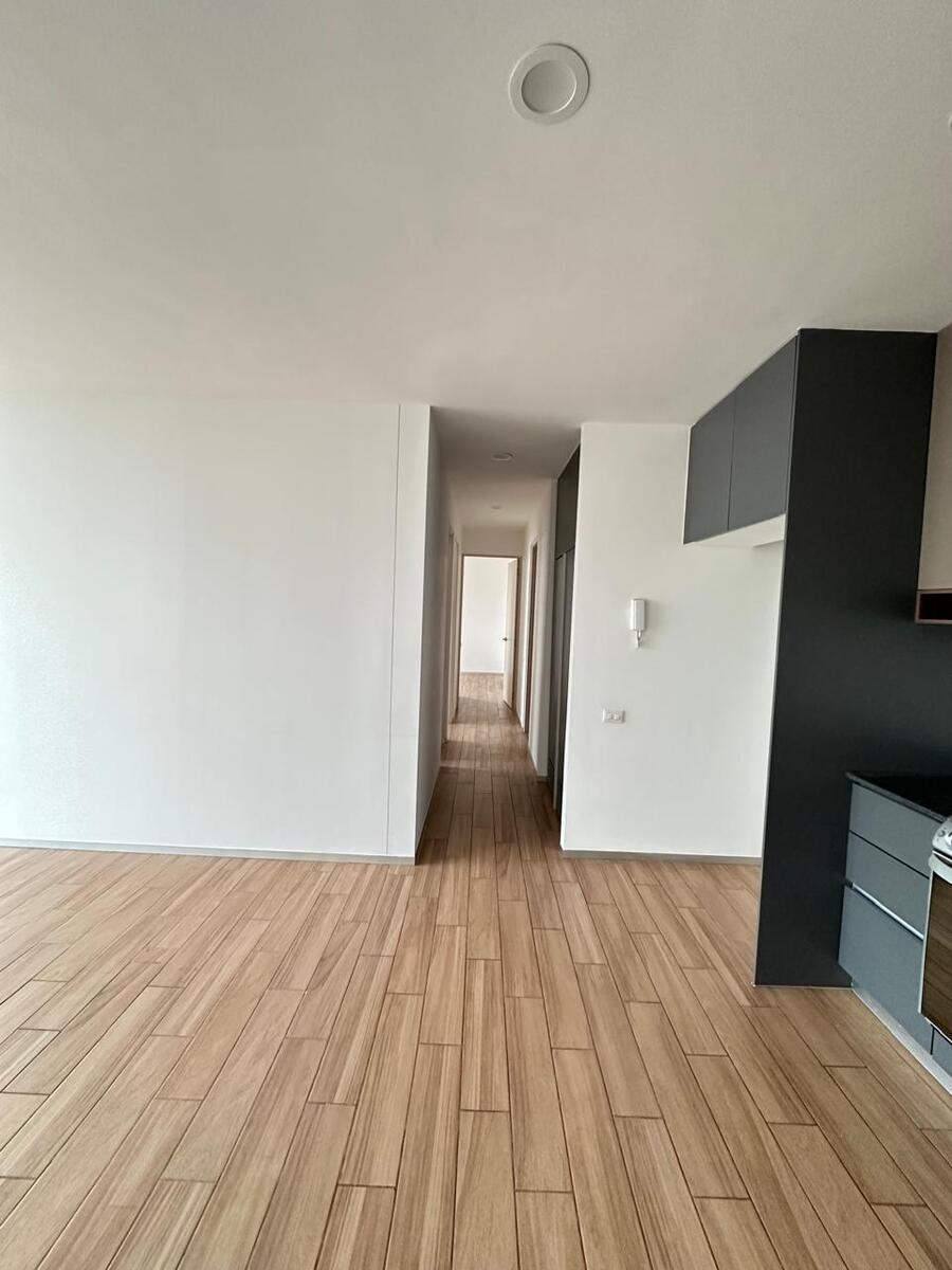 16 of 26: VISTA DE LA UNIDAD AL INGRESO