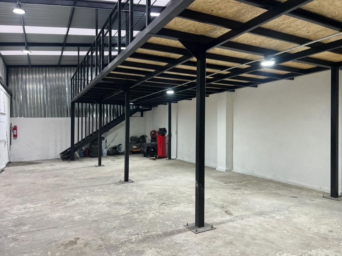 Bodega ideal para manejo de vestuario, foto 1 de 5