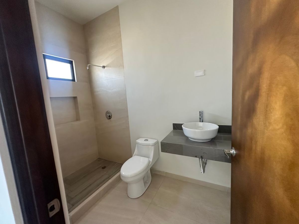 15 de 31: BAÑO REC 1