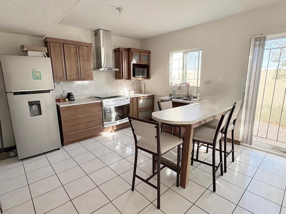 4 of 11: Cocina integral