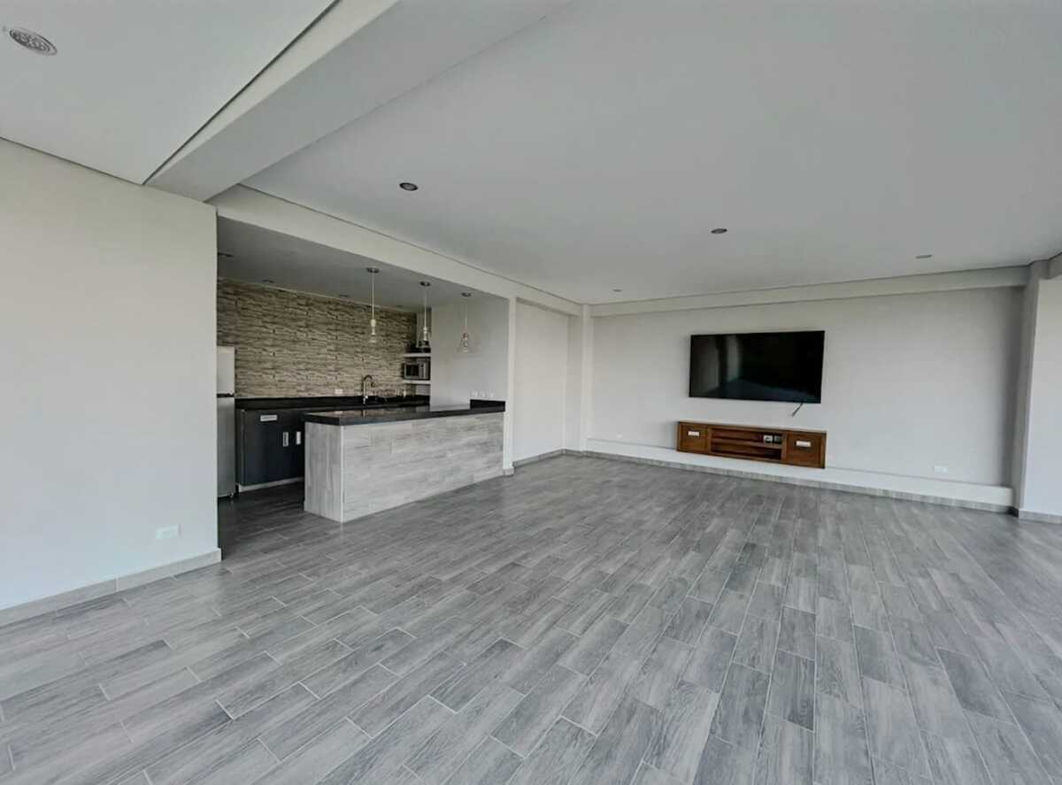 14 de 15: Salón de Usos Múltiples