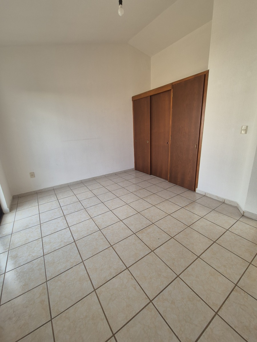 7 of 14: Amplias habitaciones