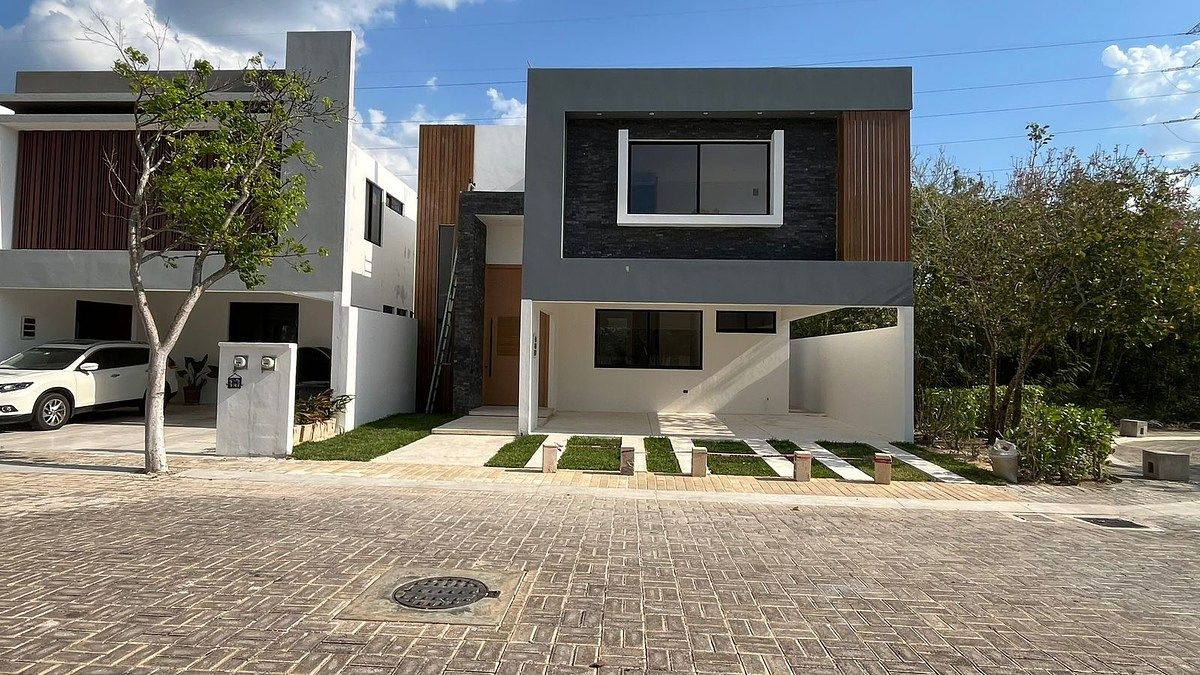 CASA EN VENTA  PRIVADA EN TEMOZON NORTE MERIDA, foto 1 de 17