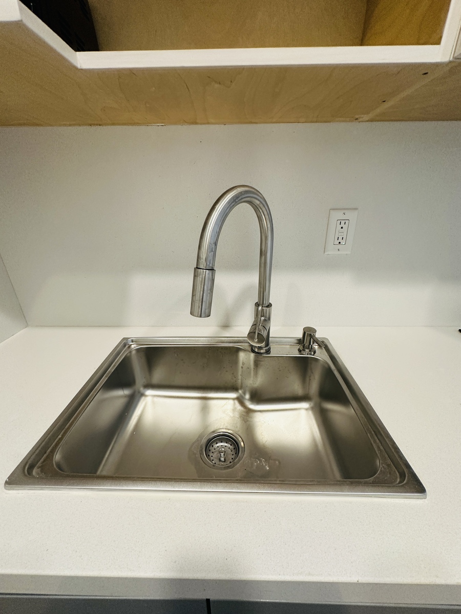 5 of 41: Grifo de cocina