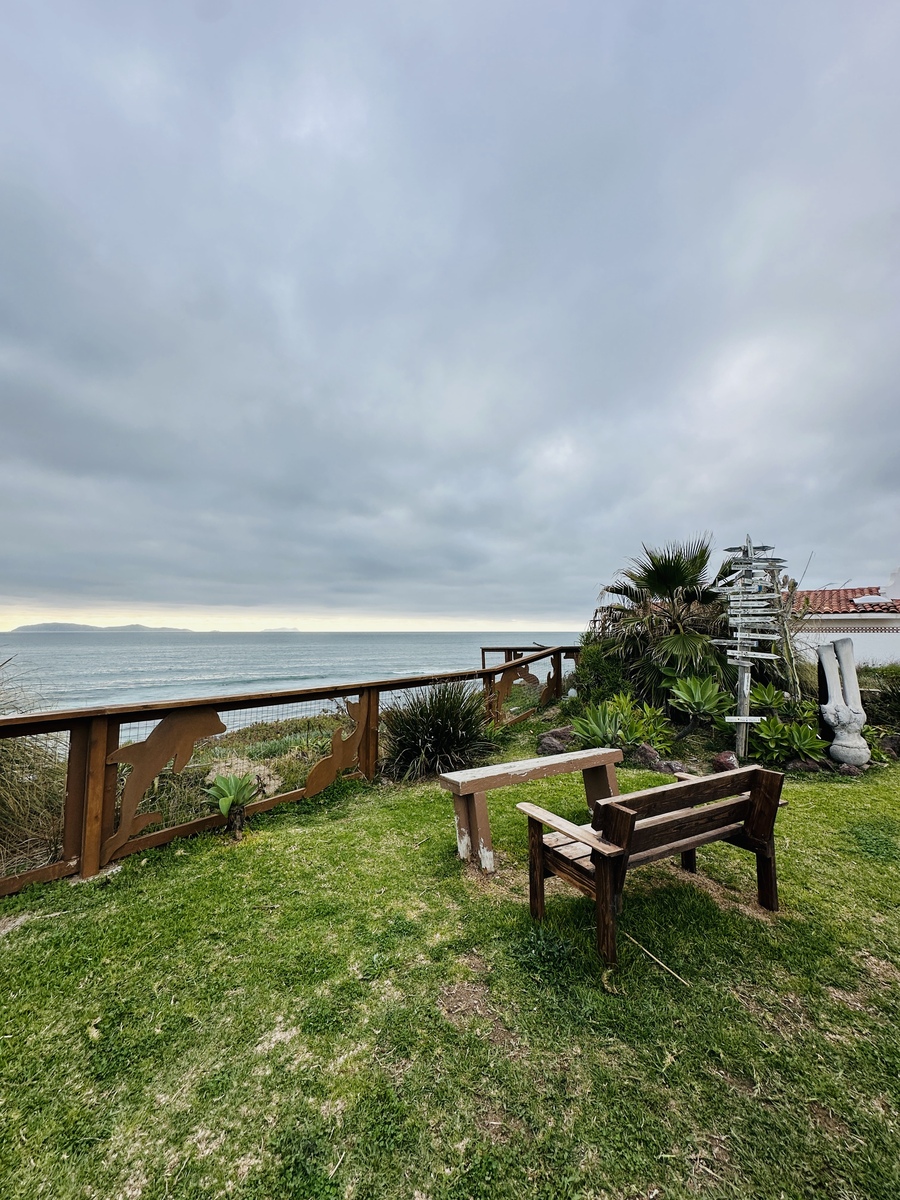 35 of 41: Parque norte, frente al mar