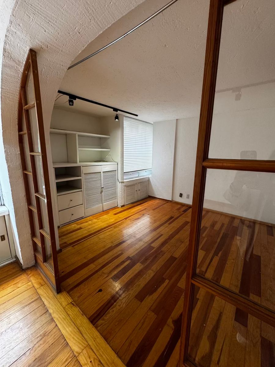 6 de 21: ESTUDIO / FAMIY