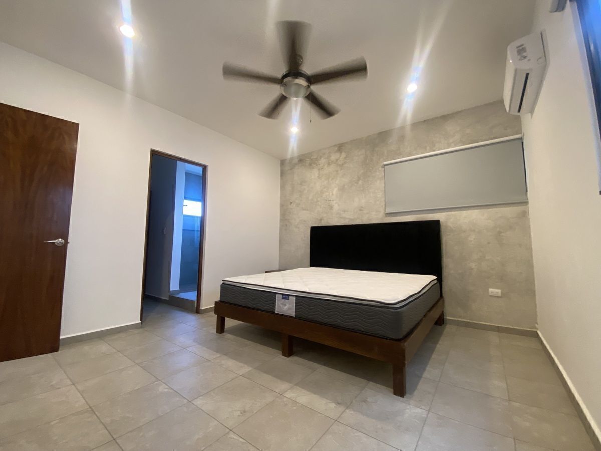 9 de 17: cama King en principal