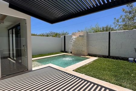 Venta Casa Residencial en Privada Soluna en Temozón Norte