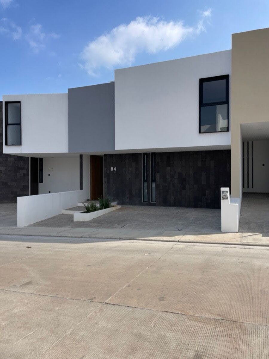 Casa en venta en Lomalta, Tres Marías, Morelia