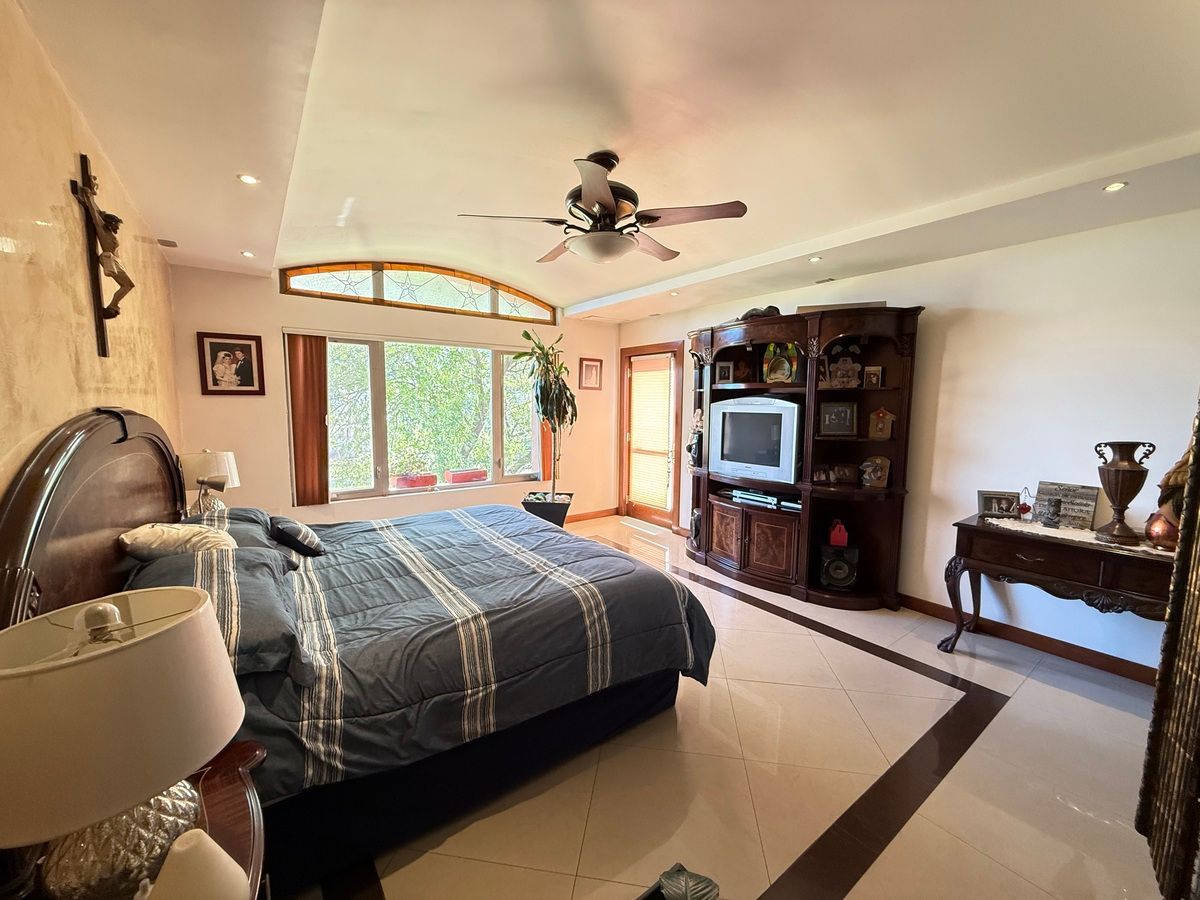 12 de 33: Recamara principal