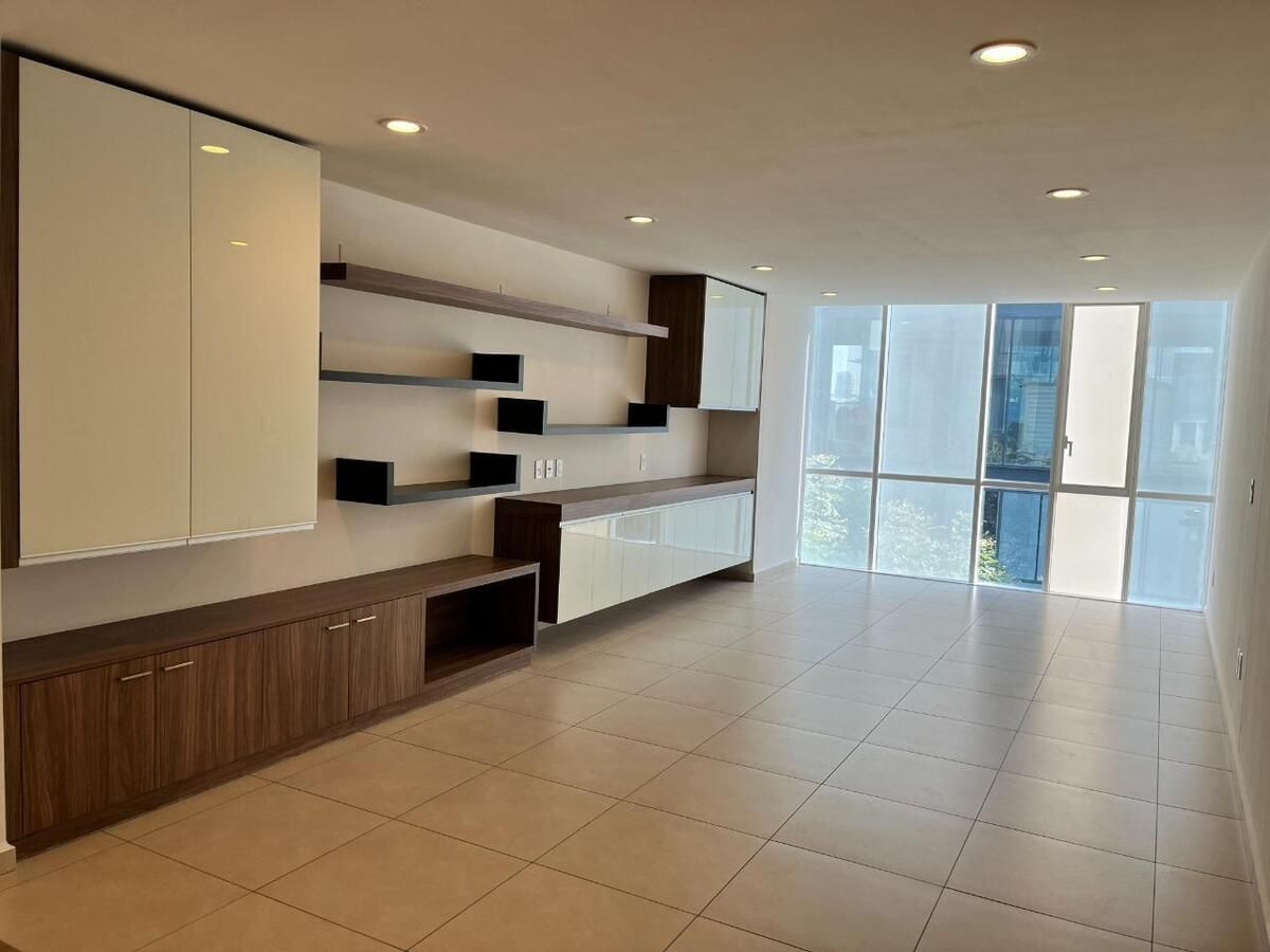 2 de 26: AREA DE SALA -COMEDOR