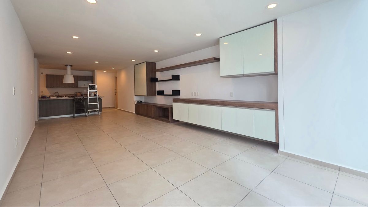 20 de 26: SALA-COMEDOR-CARSO-VAN-GOGH-LABORIN-RENTA