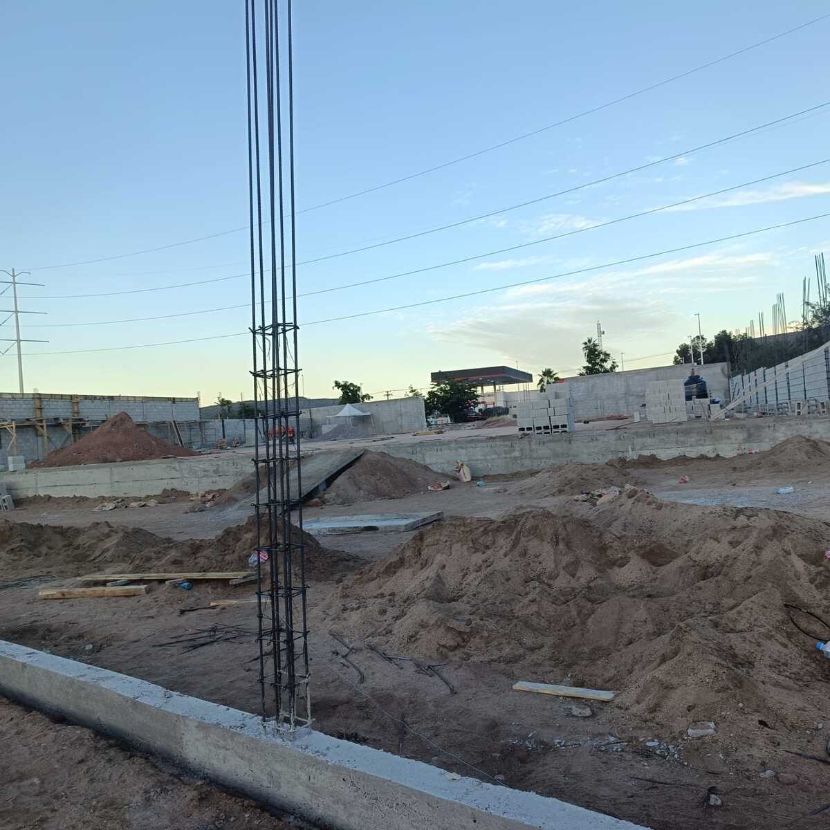 11 de 16: Gasolinera