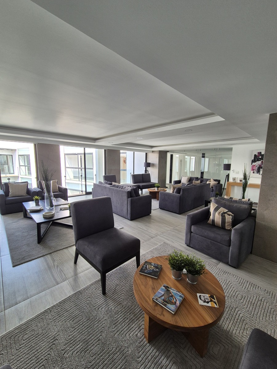 14 de 18: SALON DE USOS MULTIPLES