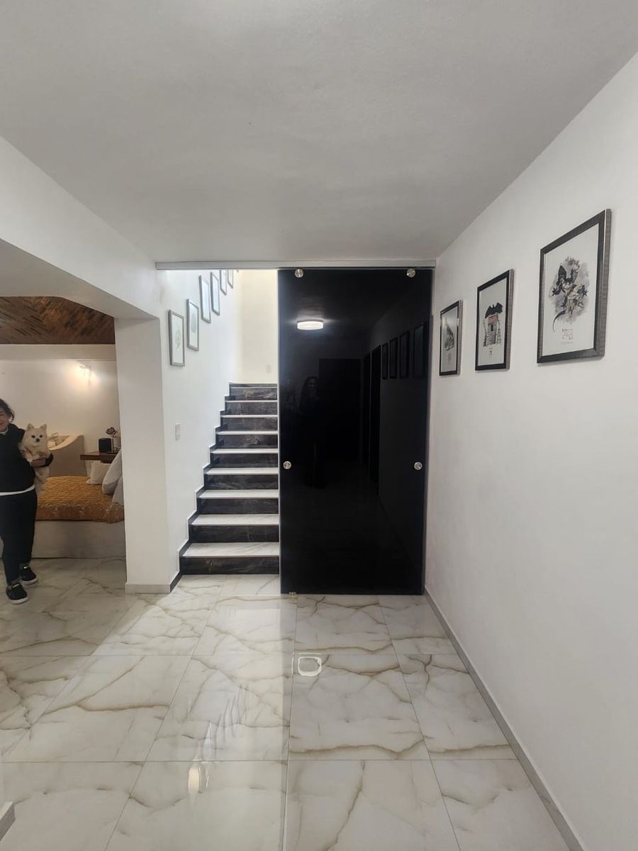 Casa Remodelada + departamento independiente en Rincón Colonial - foto 5