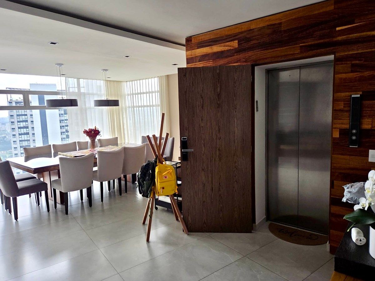 Apartment in Bosque Real, Huixquilucan, photo 2 of 20