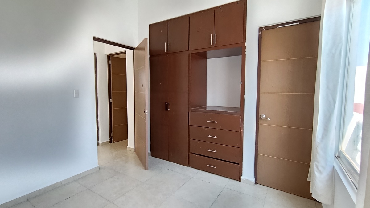 16 of 25: Recamara principal