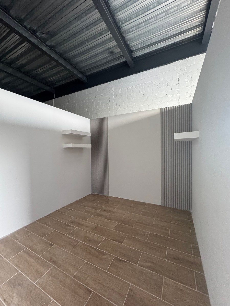 Retail Space in Bosques Santa Anita, Tlajomulco de Zúñiga, photo 5 of 16