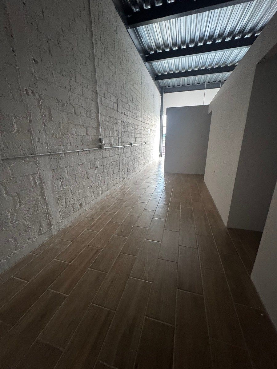 Retail Space in Bosques Santa Anita, Tlajomulco de Zúñiga, photo 12 of 16