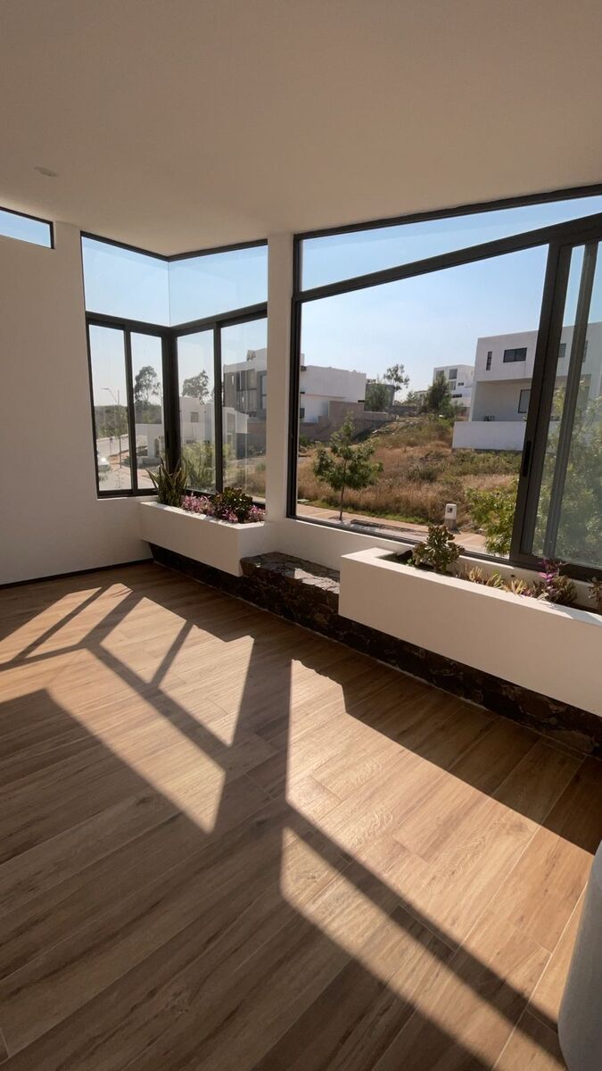 28 de 40: FAMILY ROOM