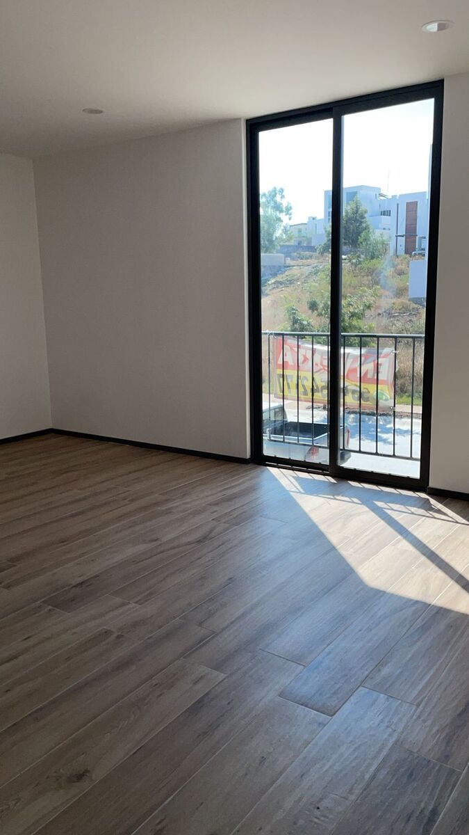 31 de 40: RECÁMARA PRINCIPAL