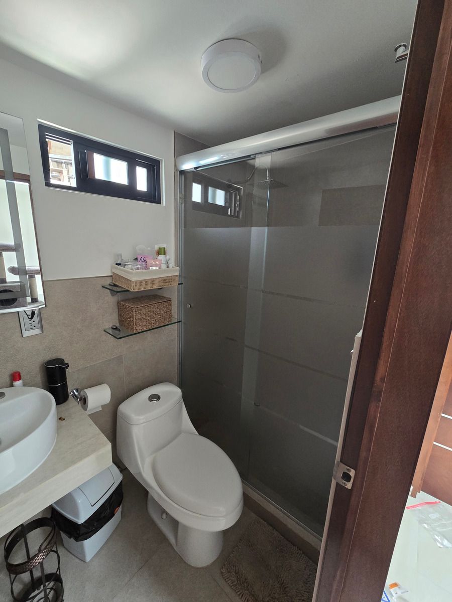 10 de 16: Baño planta alta