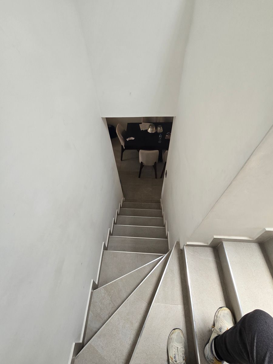 14 de 16: Escaleras