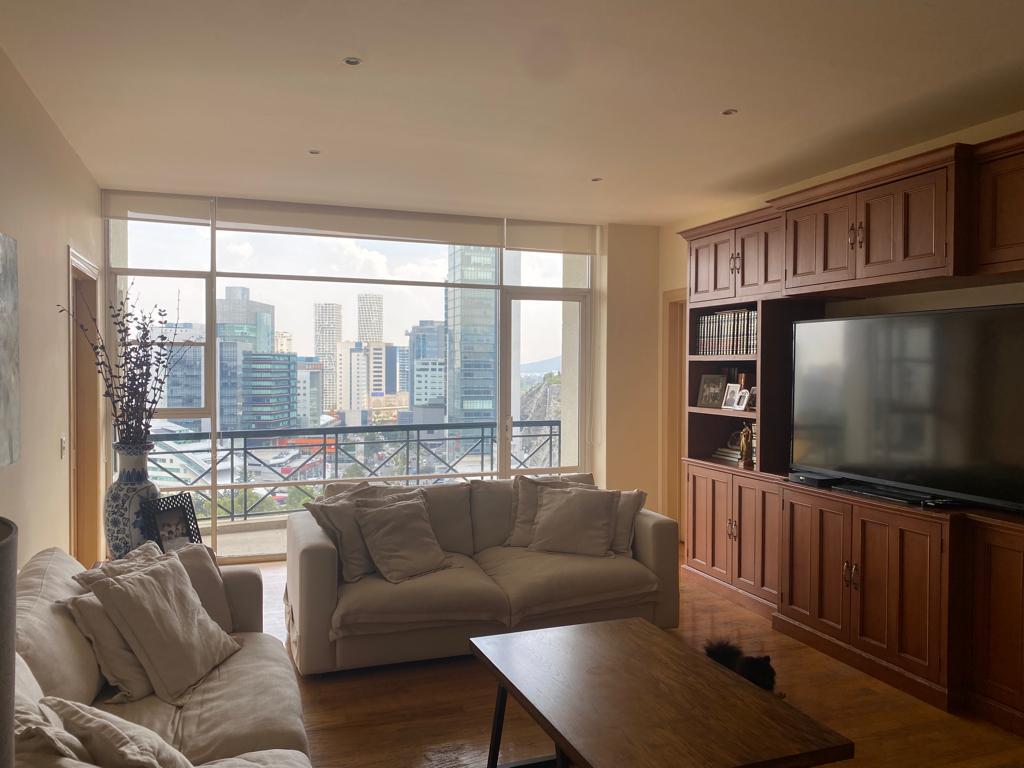 11 of 15: Sala de Tv