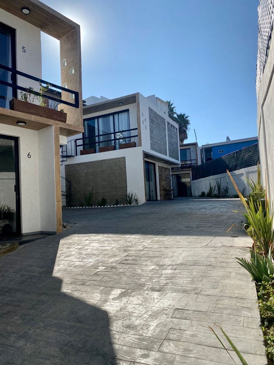 Casa en Venta con 6 Estudios para Renta en Colonia Hidalgo, Tijuana, B.C.