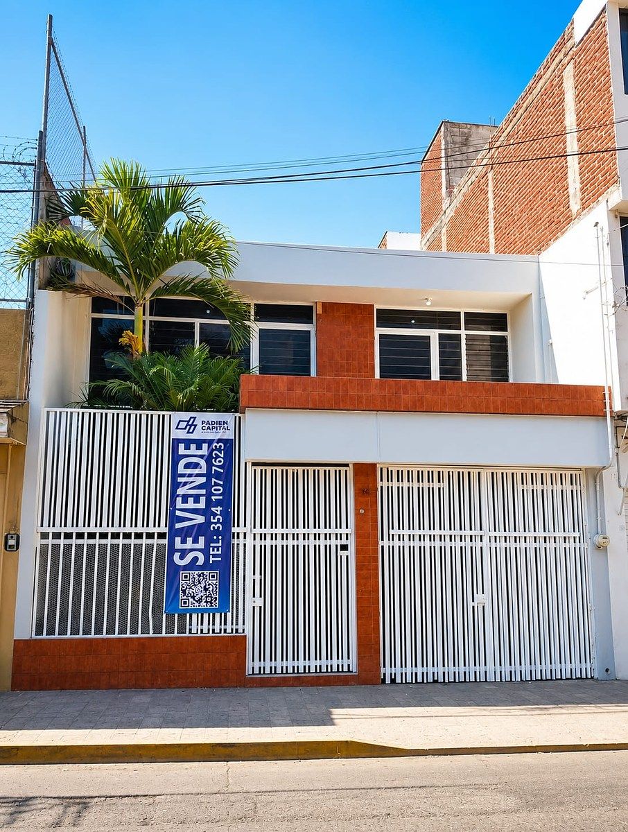 FACHADA, foto 1 de 5