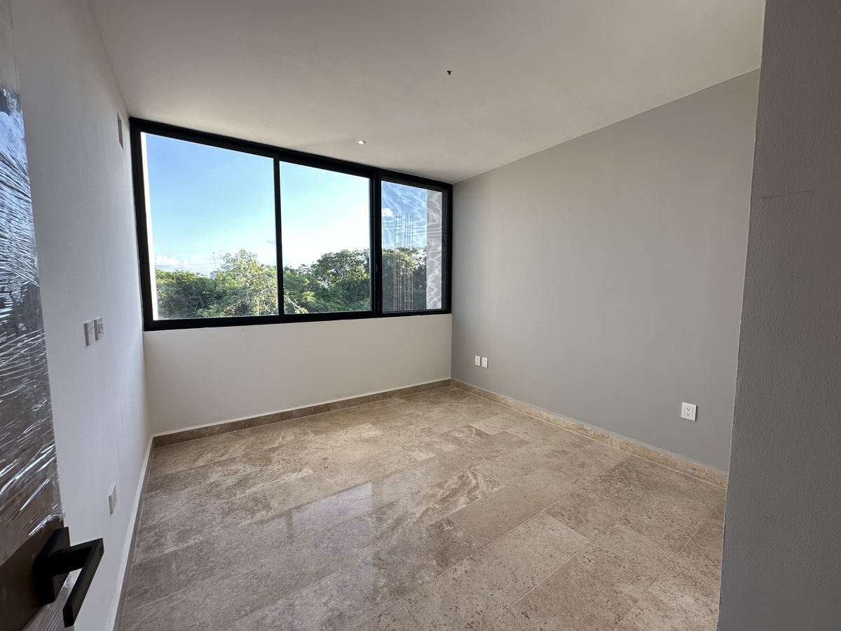 23 of 27: HABITACION SECUNDARIA