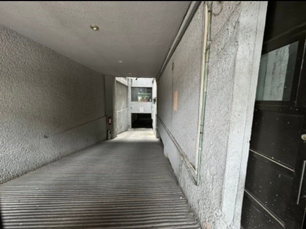 Edificio en Ciudad Satélite, Naucalpan de Juárez, foto 34 de 39