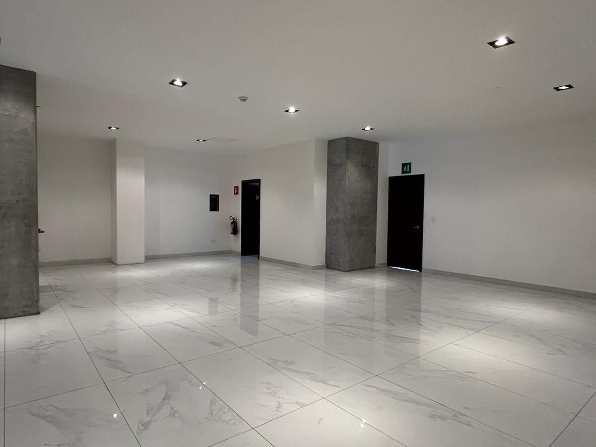 25 de 25: Salón Eventos