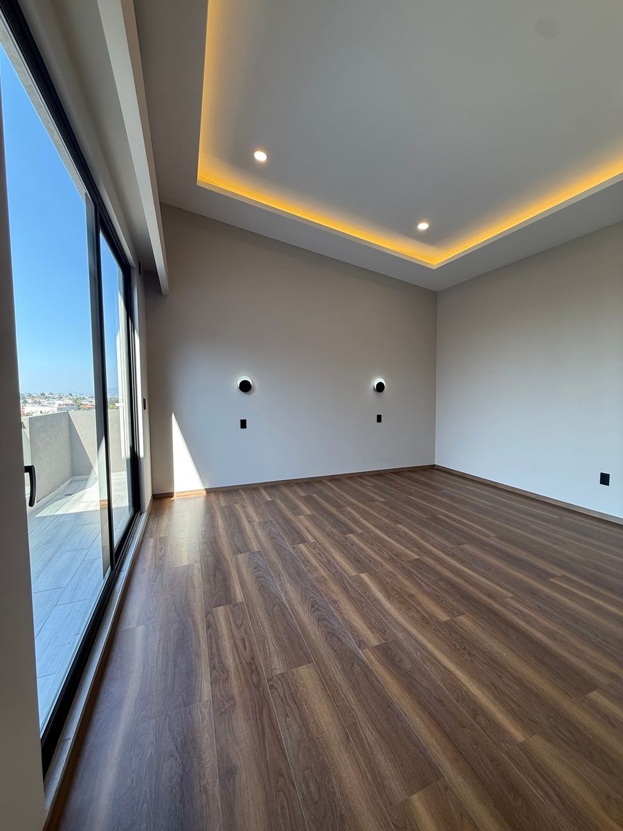 32 de 42: Recámara secundaria 2