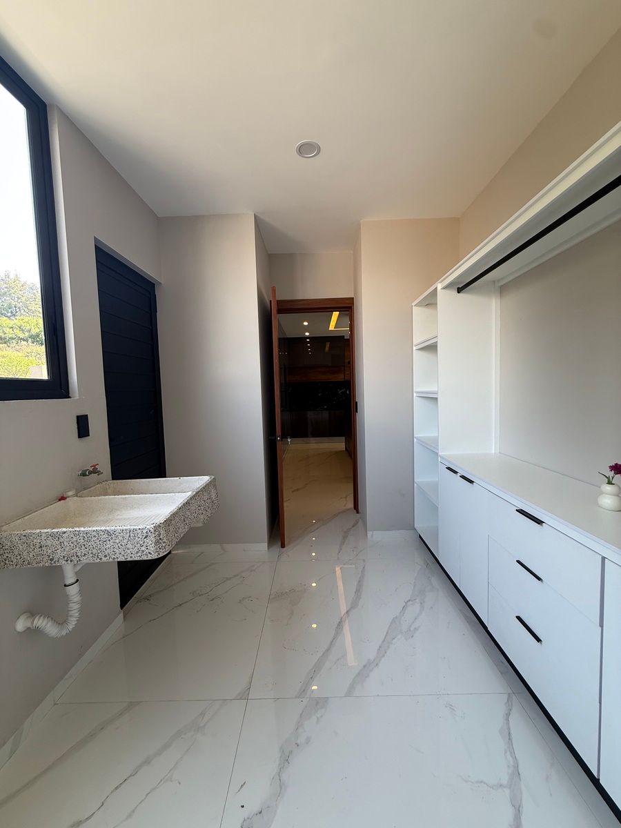 15 de 42: Lavandería