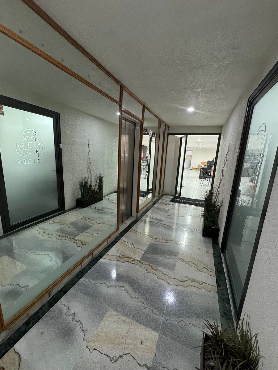 Sala Comercial em Ciudad Satélite, Naucalpan de Juárez, foto 17 de 33